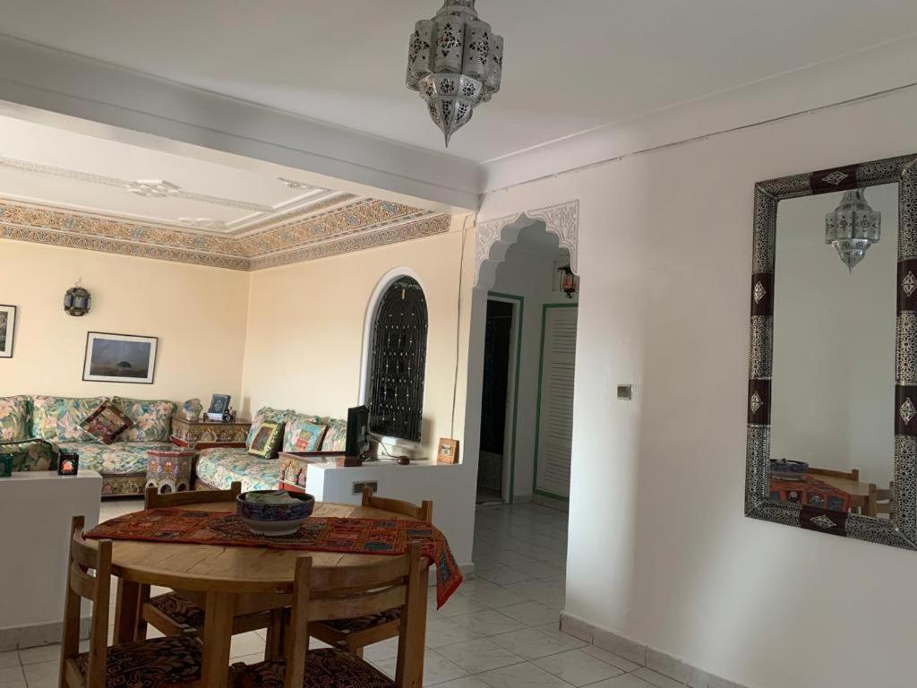 Appartement Perle Rare Au Centre De Marrakech Marrakesh Buitenkant foto